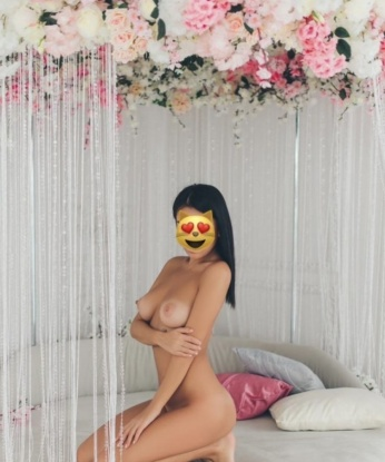 Полина, 27